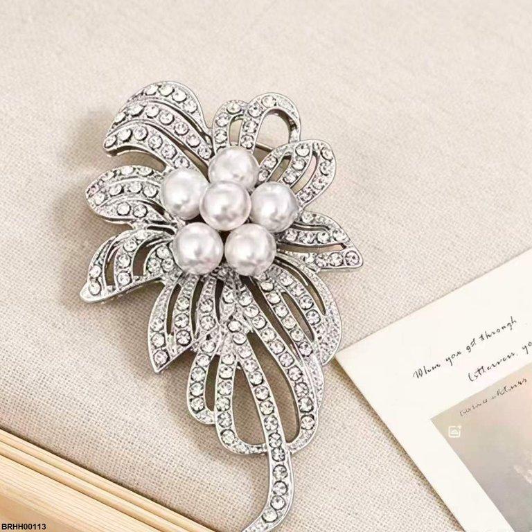 Ribbon Pearl Zircon Broach