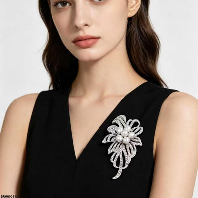 Ribbon Pearl Zircon Broach