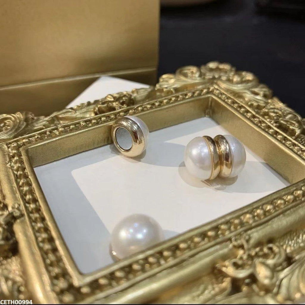 Magnetic Pearl Tops Pair