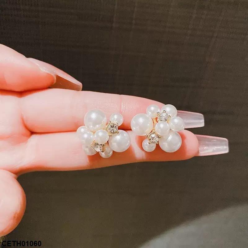 Round Pearl Tops Pair