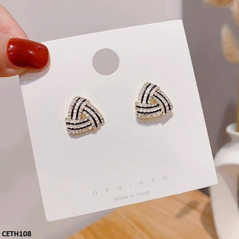 Triangle Tops Pair