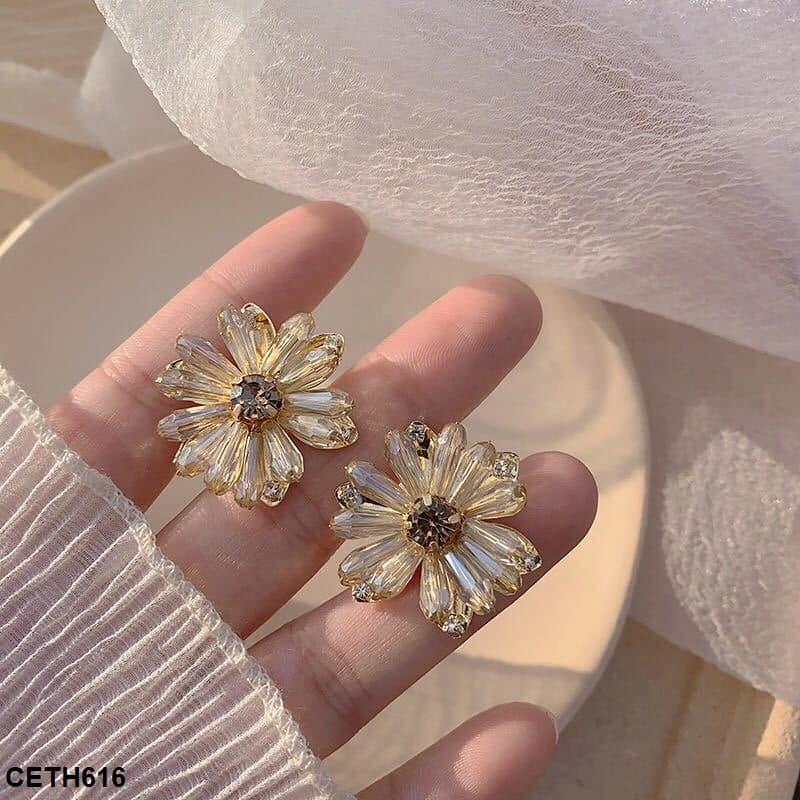 Flower Ear Tops Pair