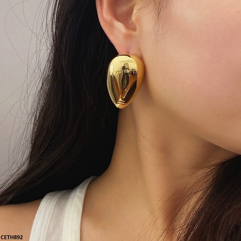 Plain Gold Tops Pair