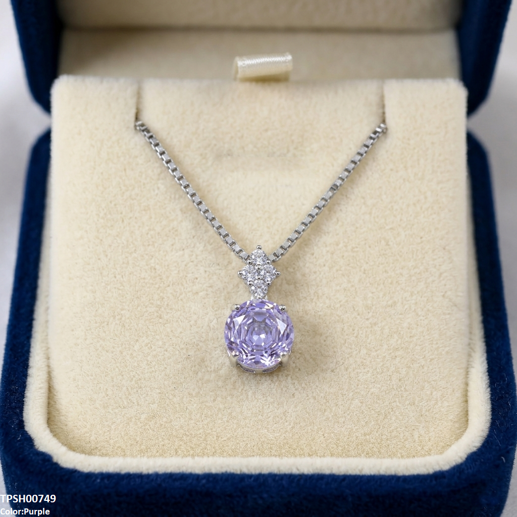 Round Zircon Pendant With Chain