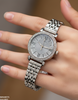 Round Dial Women's Watch