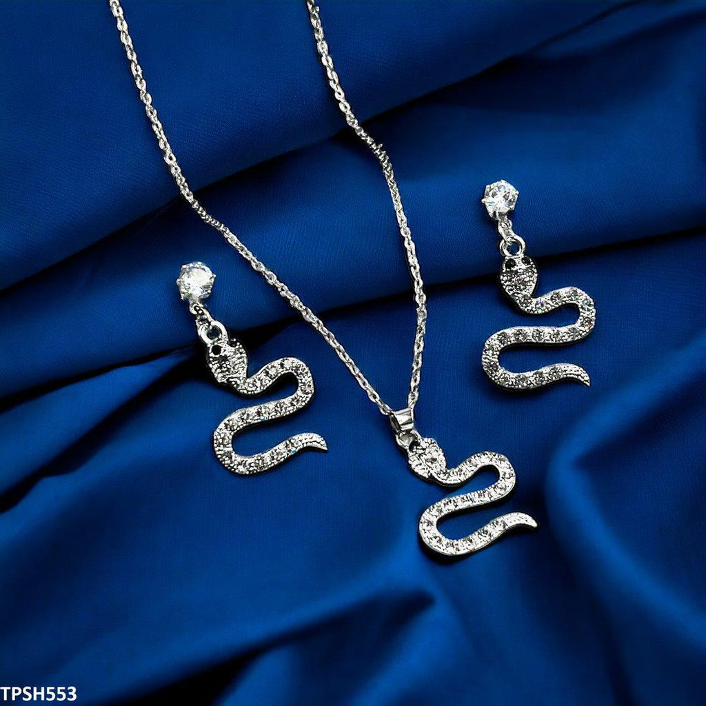 Snake Pendent Set