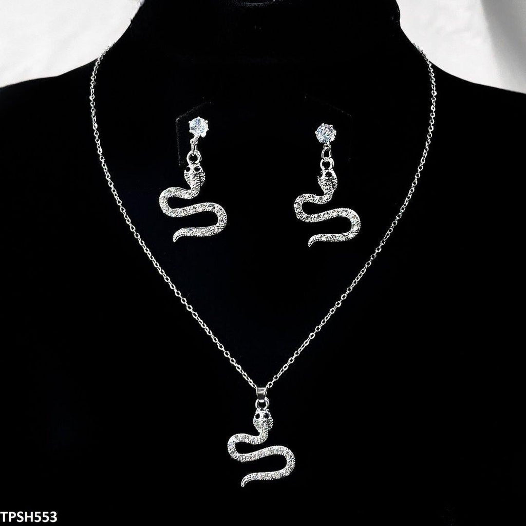 Snake Pendent Set