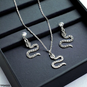 Snake Pendent Set