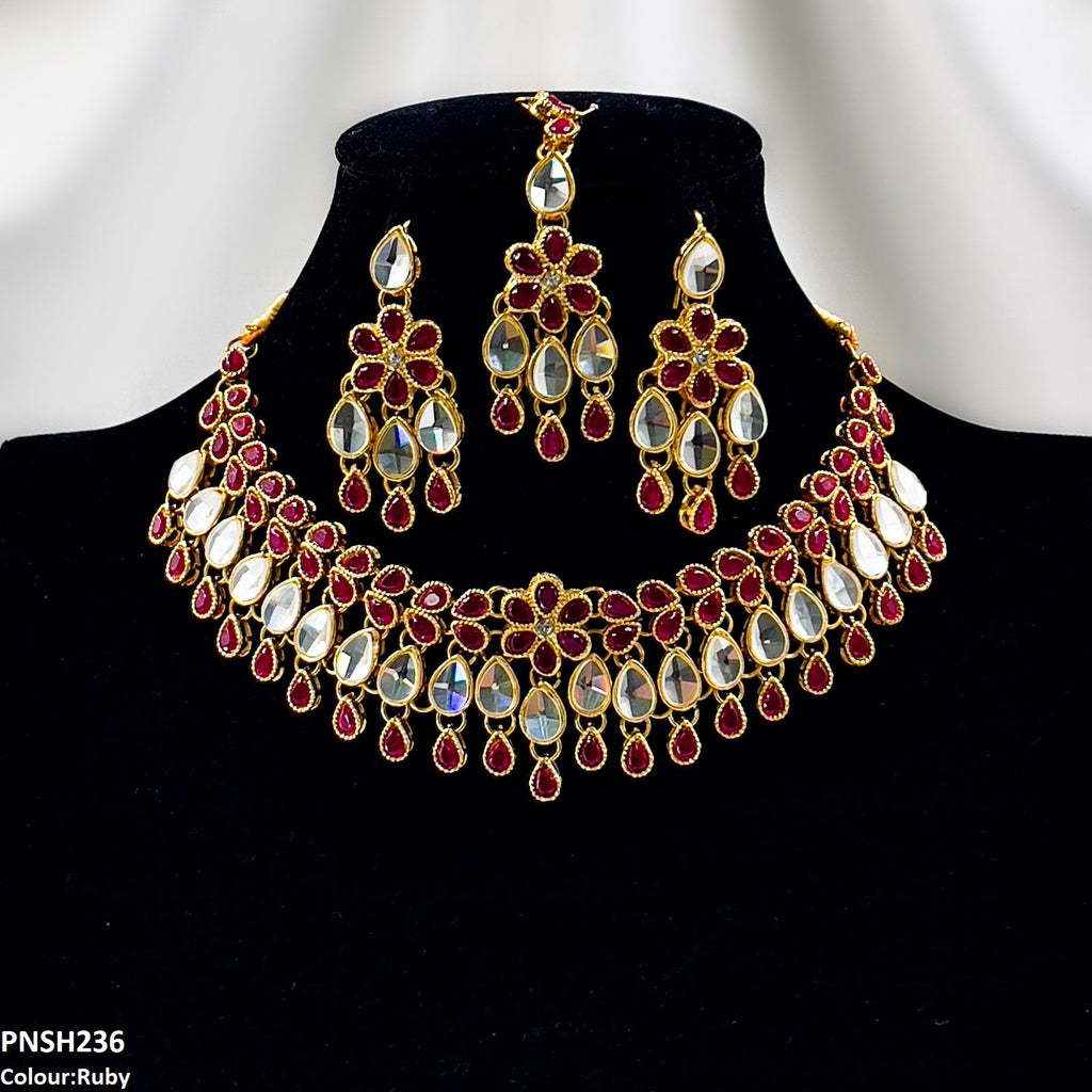 Tear/Flower Necklace Set