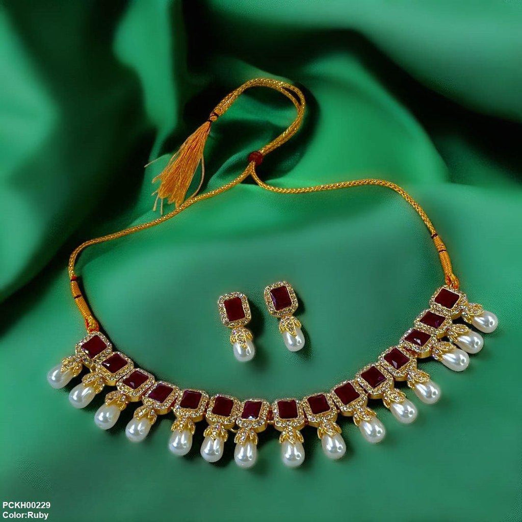 Rectangle Pearl Choker Set