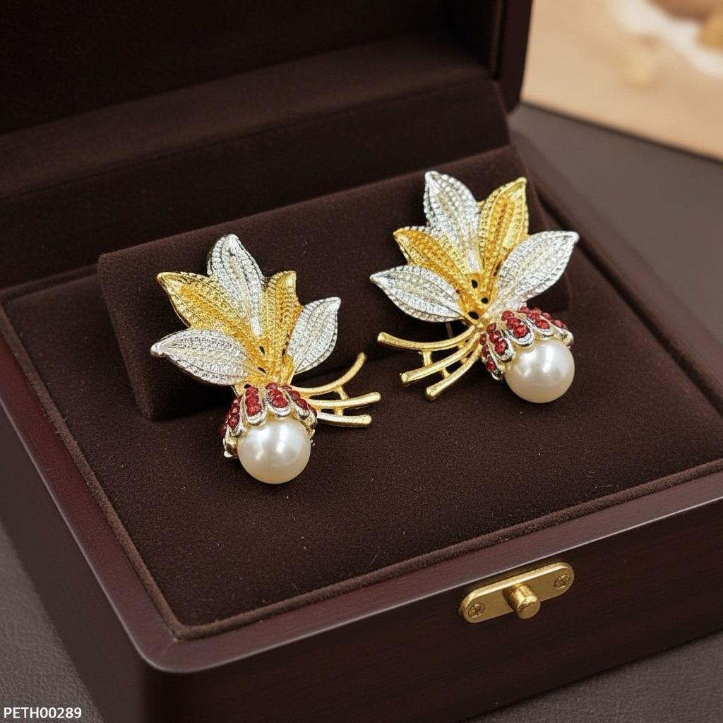 Round Pearl Leaf Tops Pair