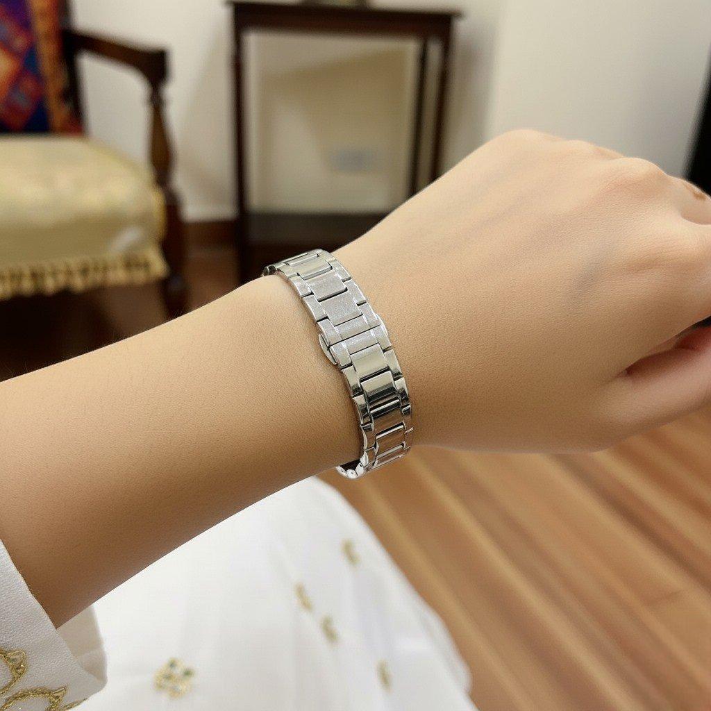 Round Stone Dial Women's Watch