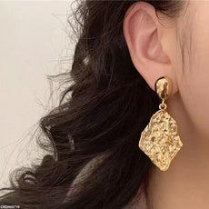 Oval Leaf Drop Earrings