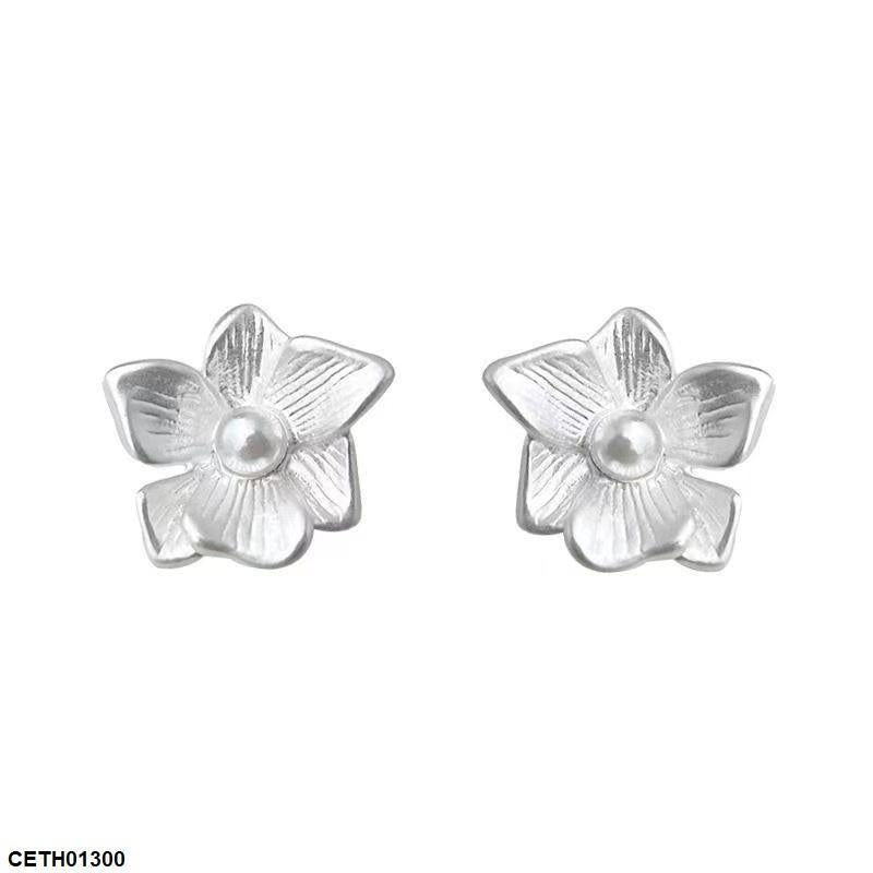 Pearl Flower Tops Pair