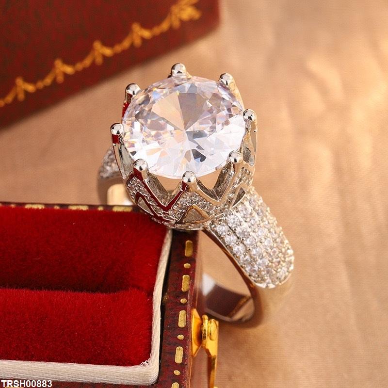 Round Cut Crown Zircon Ring