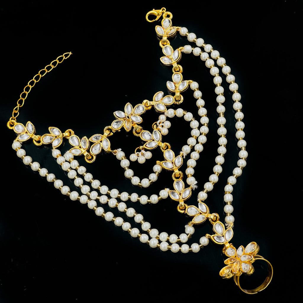 Pearl Flower Angla Bracelet Adjustable