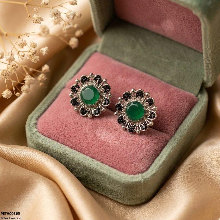 Round Stone Tops Pair