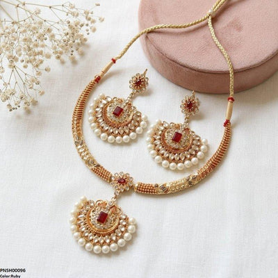 Flower/Moon Pearl Necklace Set