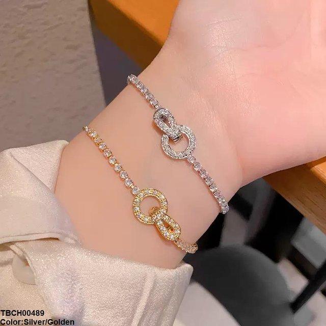 Interlocking Circle Bracelet Adjustable