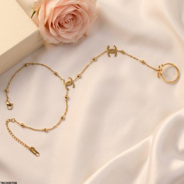 Stainless Steel Double C Angla Bracelet Adjustable
