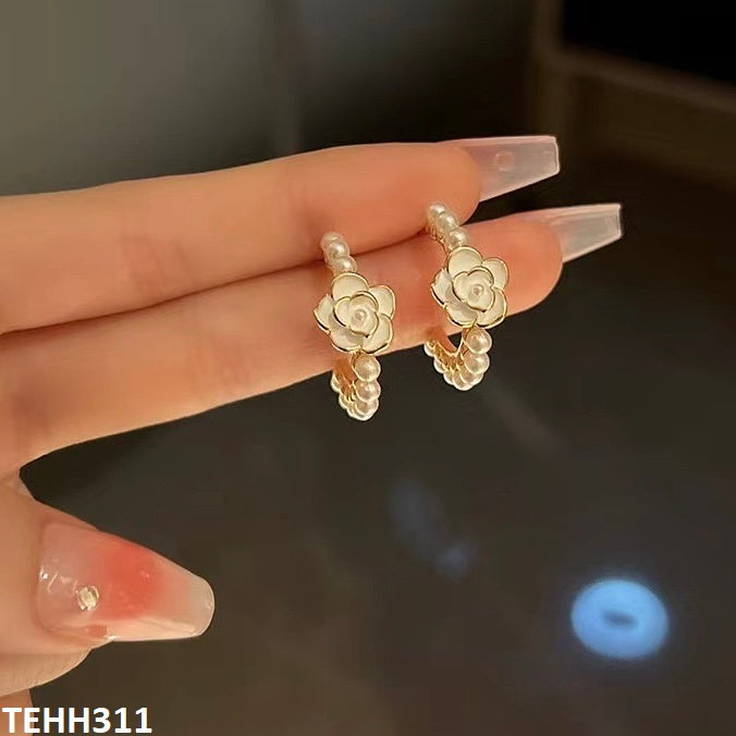 Flower Pearl Hoops Pair
