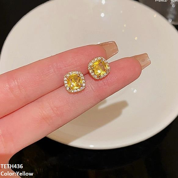 Cushion Stud Tops Pair
