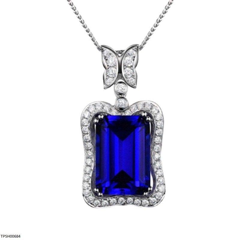 Baguette Stone Butterfly Zircon Pendant