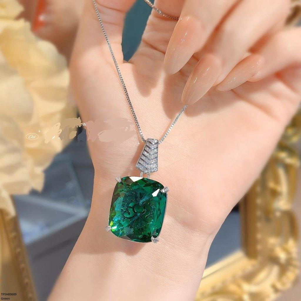 Stylish Zircon Crystal Pendant Set