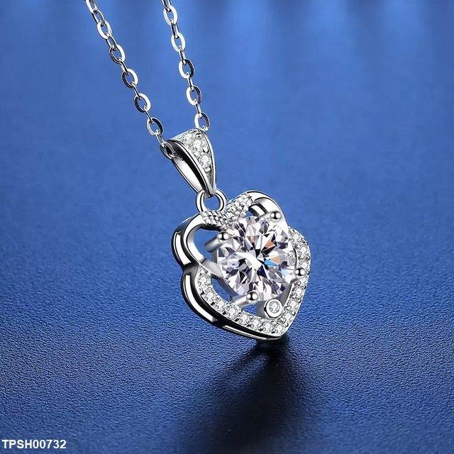 Heart Stone Drop Pendant With Chain