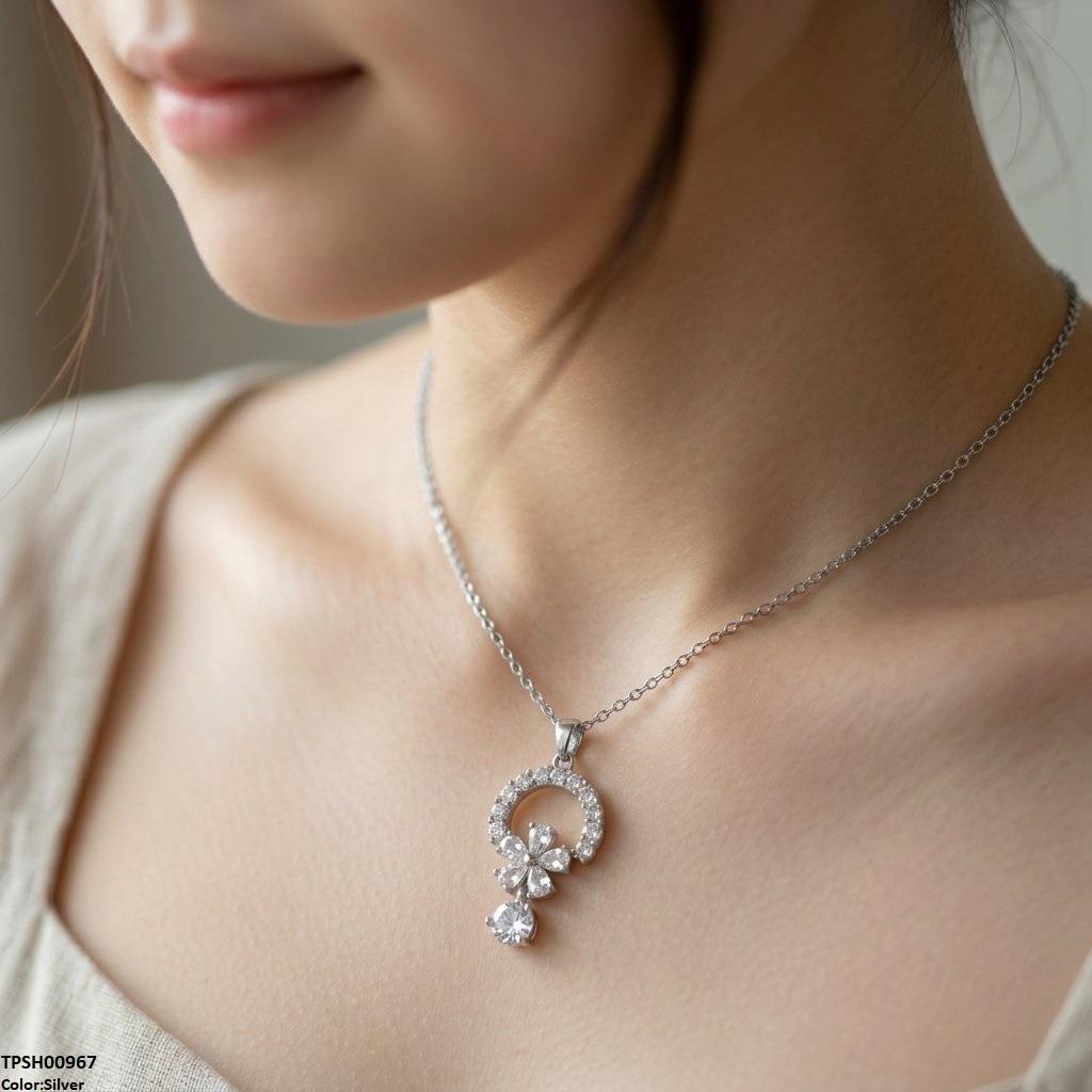 Stainless Steel Zircon Flower Round Drop Pendant