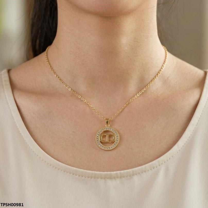 Stainless Steel Zircon Round Pendant
