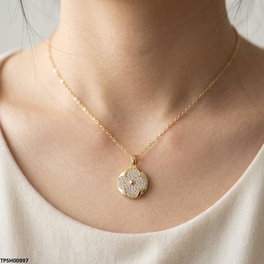 Stainless Steel Zircon Round Flower Pendant