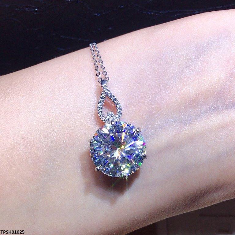 Round Zircon Stone Pendant
