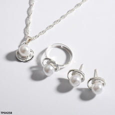 Pearl Pendant Set