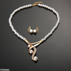 Pearl Pendent Set