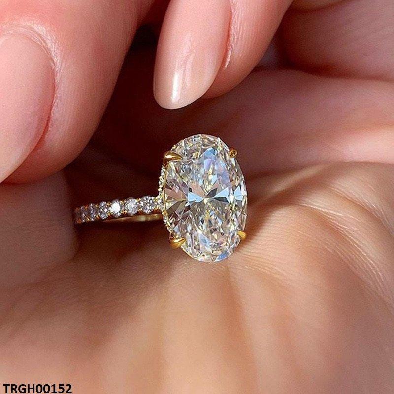 Oval Ring