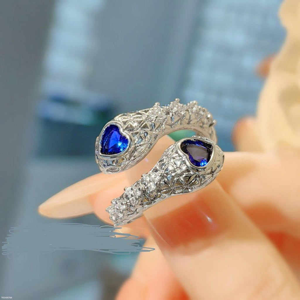 Double Headed Snack Ring