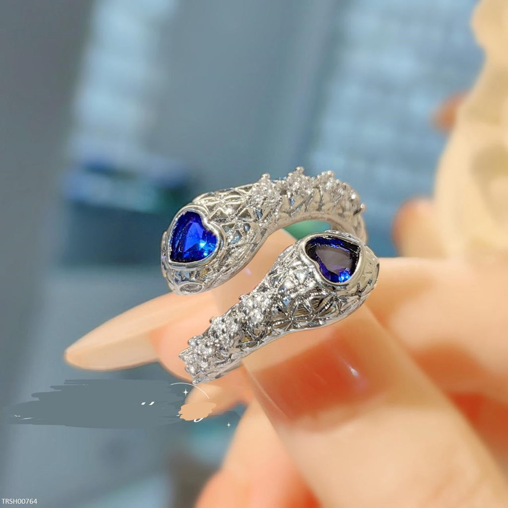 Double Headed Snack Ring