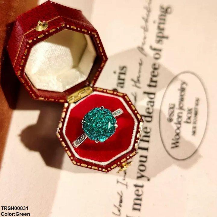 Round Cathedral Ring Adjustable