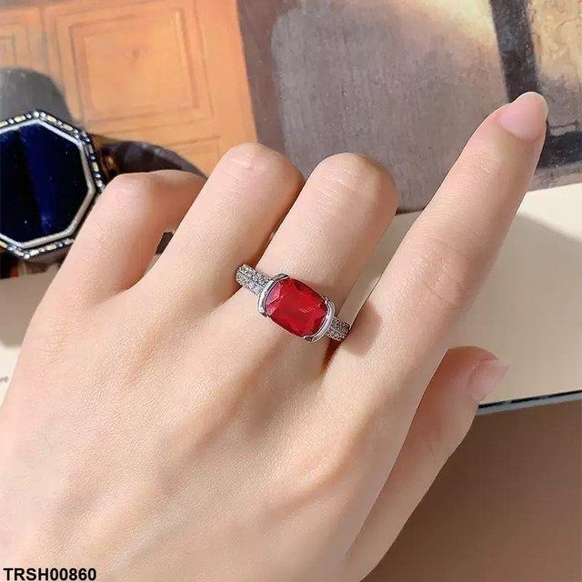 Oval Stone Zircon Ring