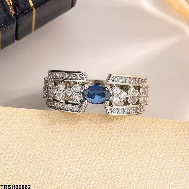 Oval Blue Stone Zircon Ring