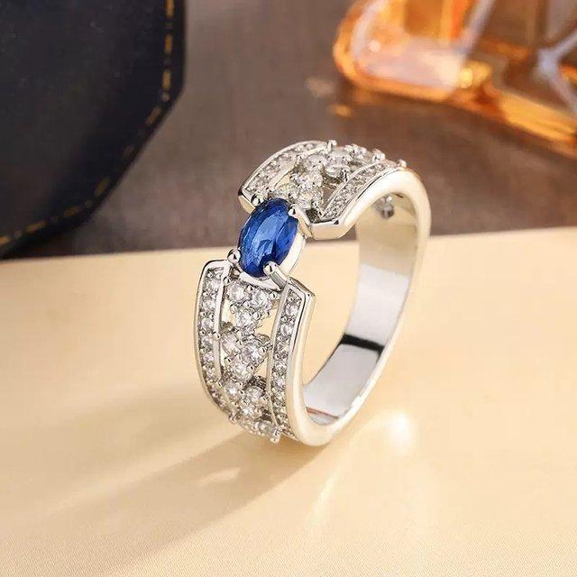 Oval Blue Stone Zircon Ring