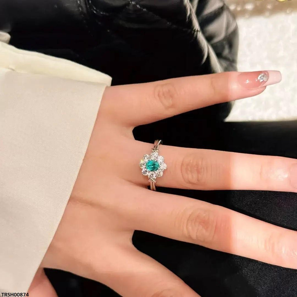 Oval Flower Zircon Ring Adjustable
