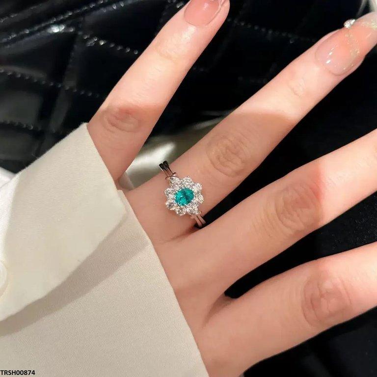 Oval Flower Zircon Ring Adjustable