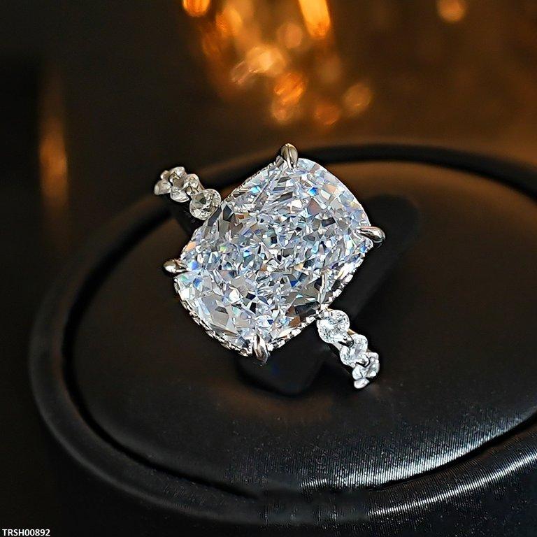 Oval Zircon Stone Ring Adjustable