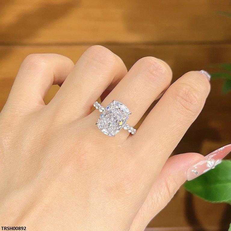 Oval Zircon Stone Ring Adjustable