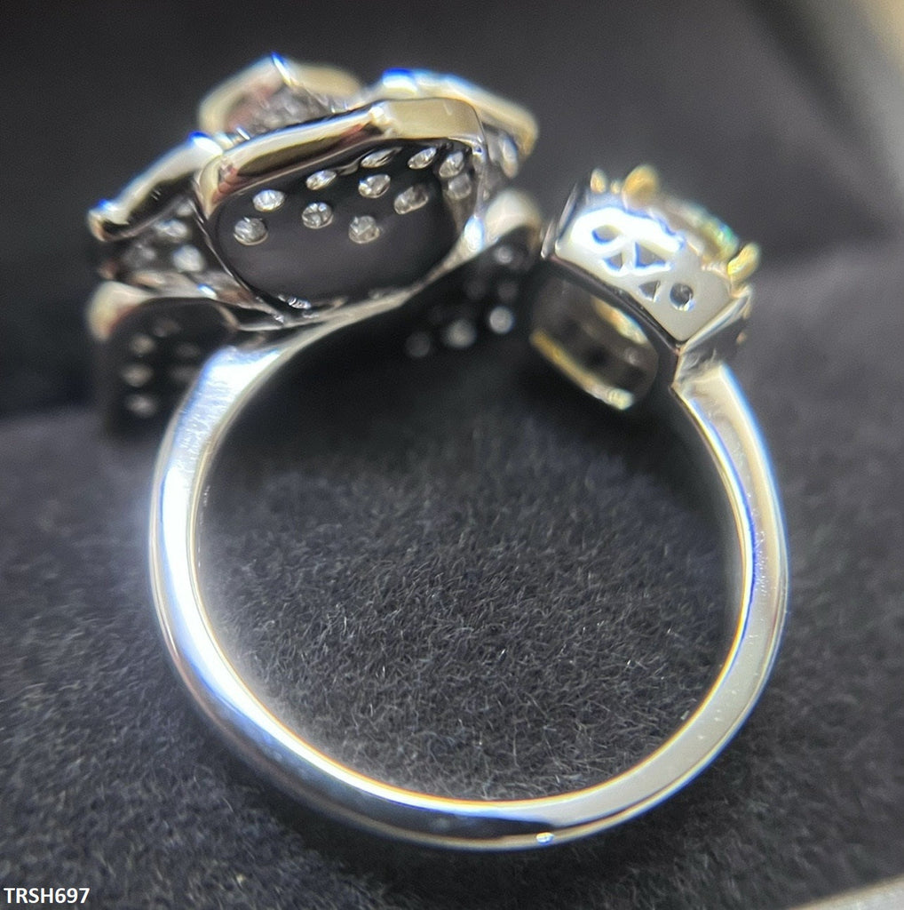 Flower Ring Adjustable