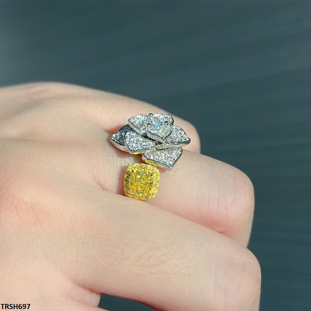Flower Ring Adjustable