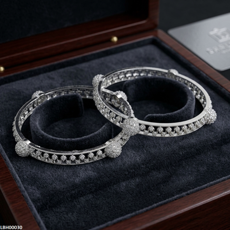 Round Stone Bangles Set