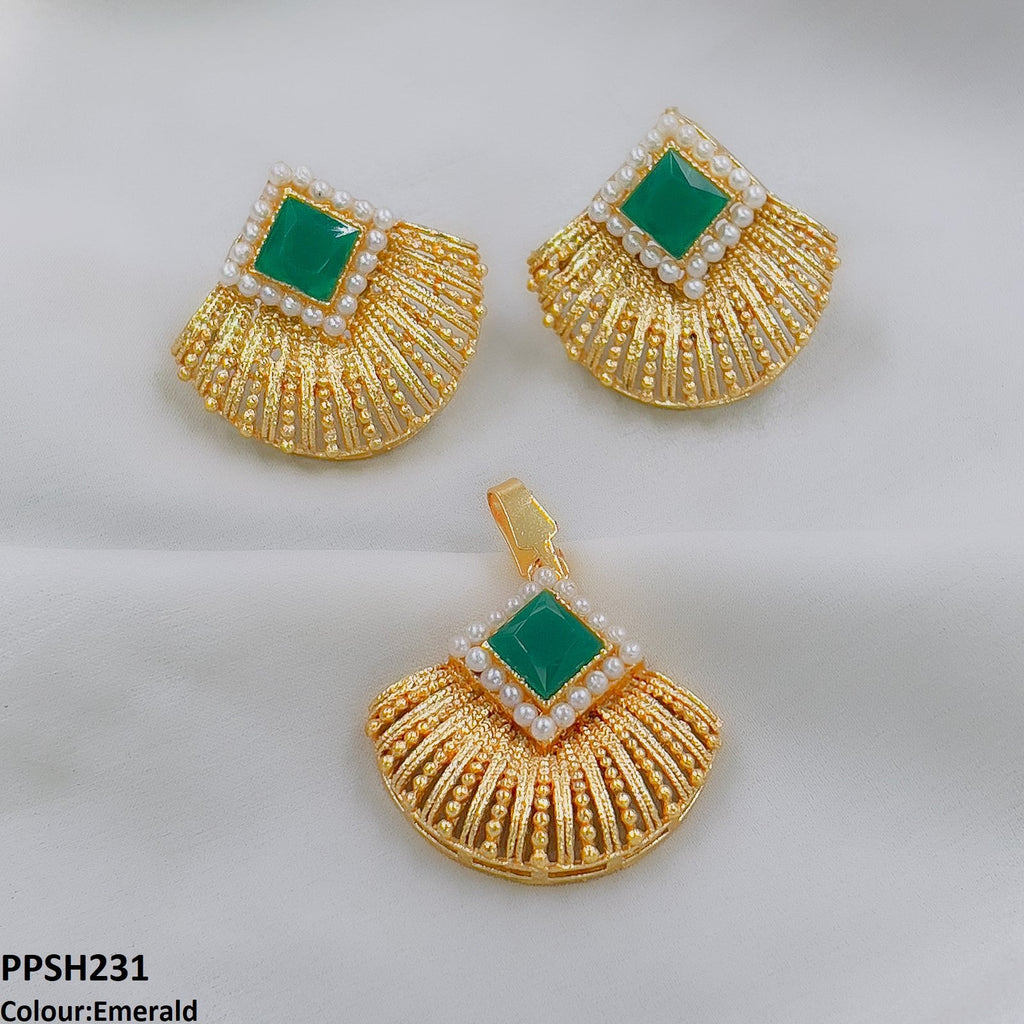 Pearl Square Pendant Set